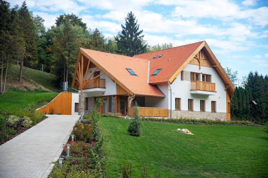 Aliret Vadaszhaz Sagvar Exterior photo